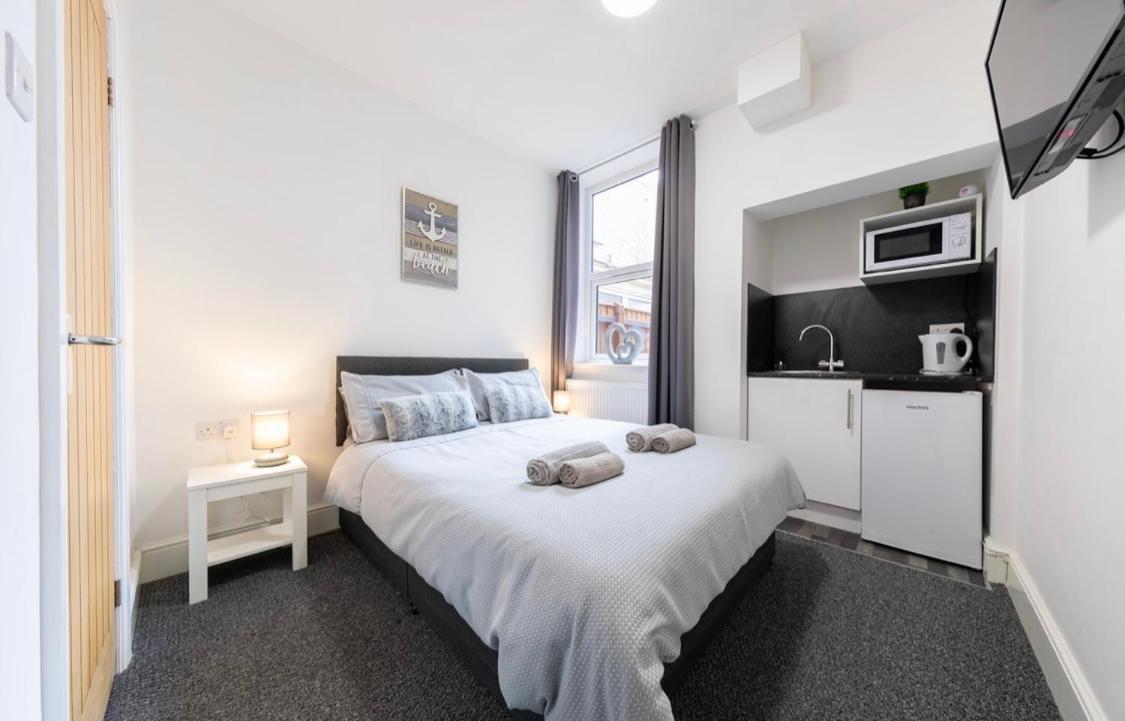 Megs Island Guest House Cleethorpes Exteriér fotografie